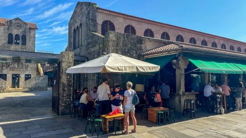 Santiago de Compostela Gourmet Food Tour & Farmers Market visit with a Food Expert